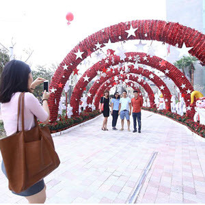 10 khuyến mại miễn phí, giảm giá khủng khai trương Vincom Center Nguyễn Chí Thanh