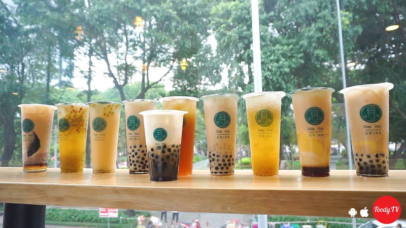 Tag đồng bọn nhận free "300 LY TEA CHEESE" mới ra lò