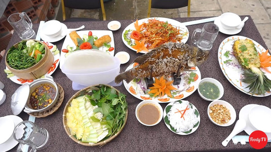 Thương thức ẩm thực bên sông