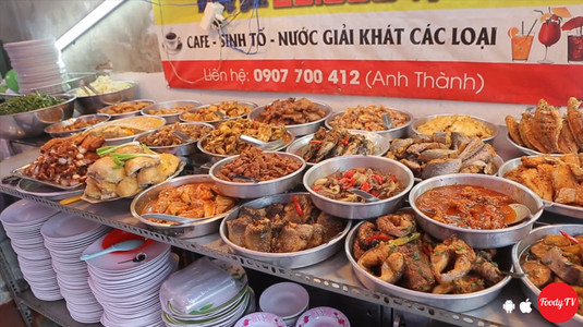 Cơm trưa văn Phòng Ngọc Quyên