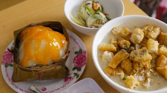 Ngon hết sẩy "CHÁO TRAI - BÁNH GIÒ - TRỨNG LỘN" chỉ từ 6k khu Đống Đa