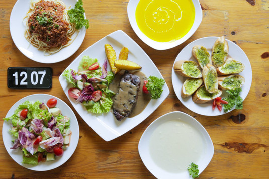 Kéo nhau đi ăn "BÁNH MÌ BƠ TỎI - COCA GIÁ 0 ĐỒNG" đến hết tháng