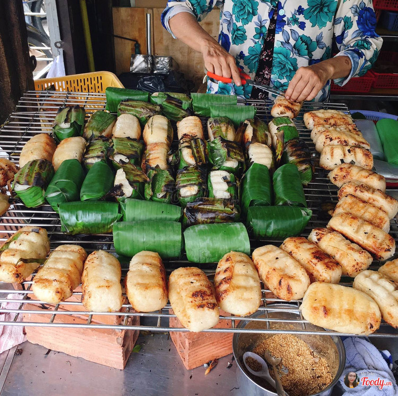 Ghé mua “CHUỐI NẾP NƯỚNG” thơm ngát cả góc đường