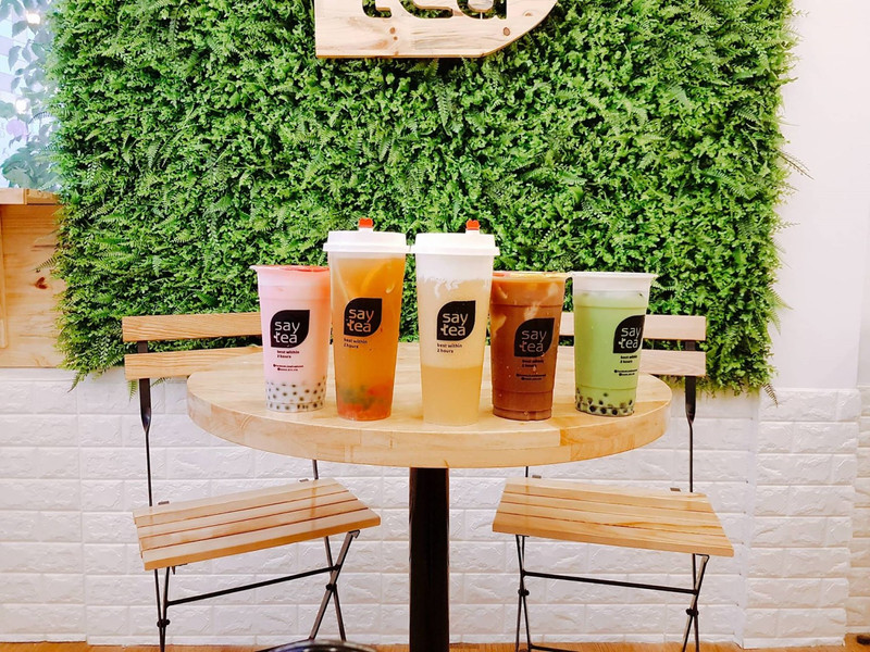 Tung chiêu độc "HÀNG TRĂM CỐC TRÀ SỮA 5K" náo loạn Phạm Ngọc Thạch