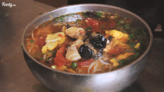 No vỡ bụng “TÔ BÚN ỐC GIA TRUYỀN” cực bự đầy ắp nhân thịt