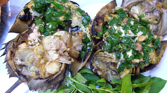 Món sam nướng kỳ lạ tại Tân Phú