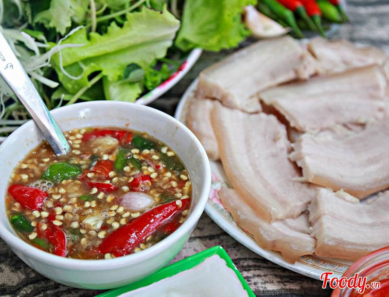 Tìm gặp "BÀ TỔ BÚN MẮM CHÍNH CHỦ" làm nên con đường Trần Kế Xương thơm ngát huyền thoại