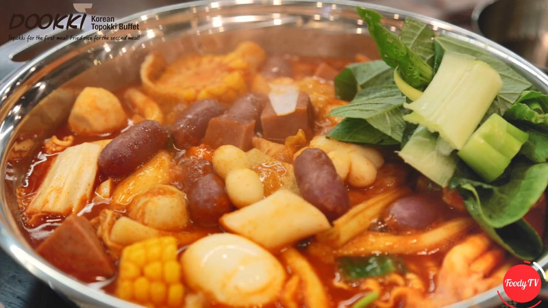 BUFFET LẨU TOKPOKKI CHỈ 139K" hot nhất Sài Gòn