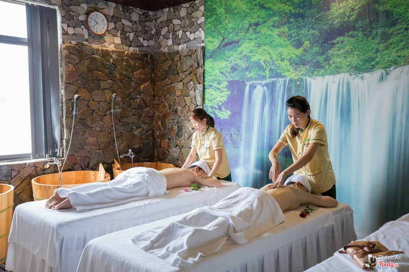 Mần đẹp chơi lễ "ĐI SPA - TẮM LÁ THUỐC DAO" thư giãn toàn thân