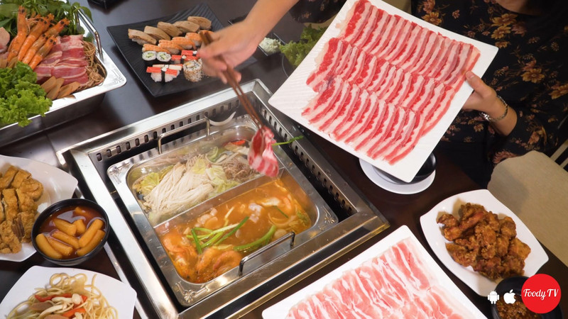 Mê mẩn buffet lẩu và sushi kiểu Nhật với hơn 100 loại món ăn giá chỉ 195k