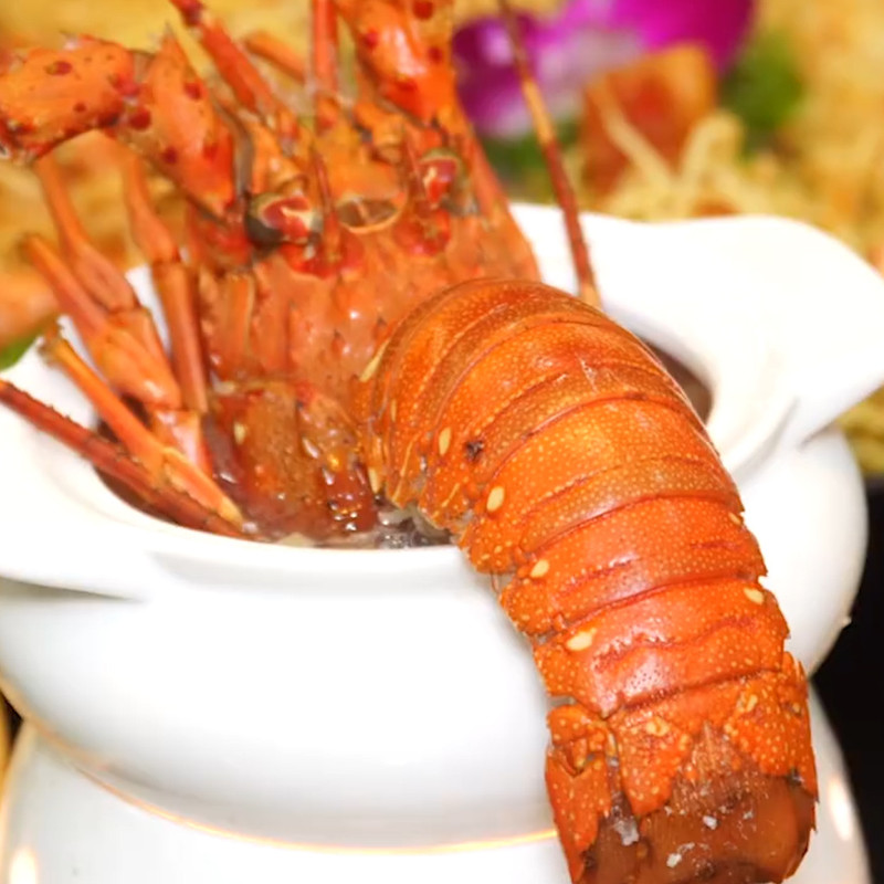 [Cuối năm xum xuê linh đình hết chỗ chê tại "VIP VƯỜN HUYỀN THOẠI'S REAL" tái xuất]