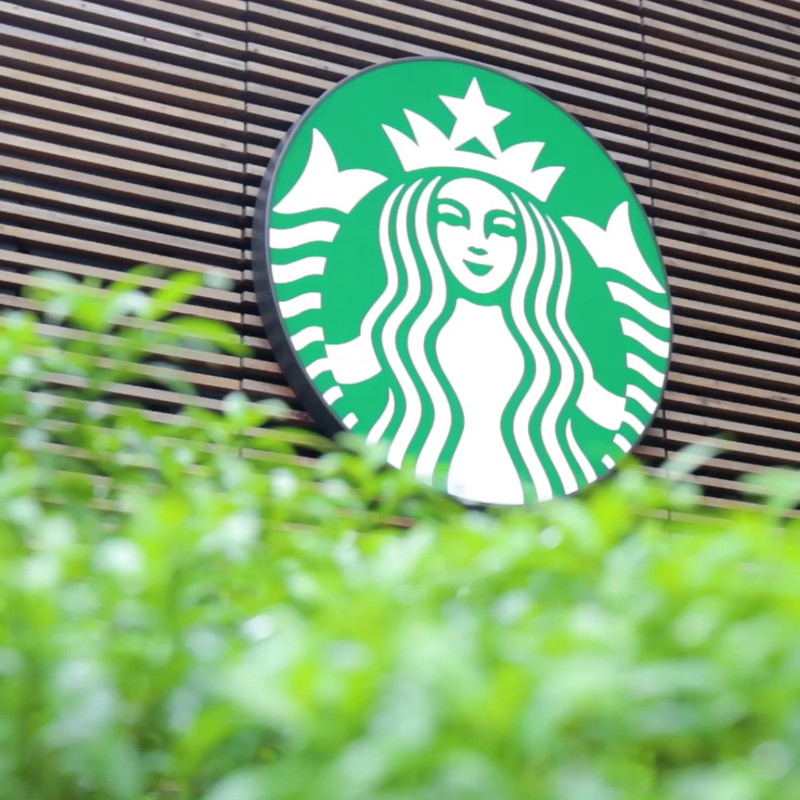 Không phải "rich kid" vẫn uống STARBUCKS ào ào với DEAL 40%