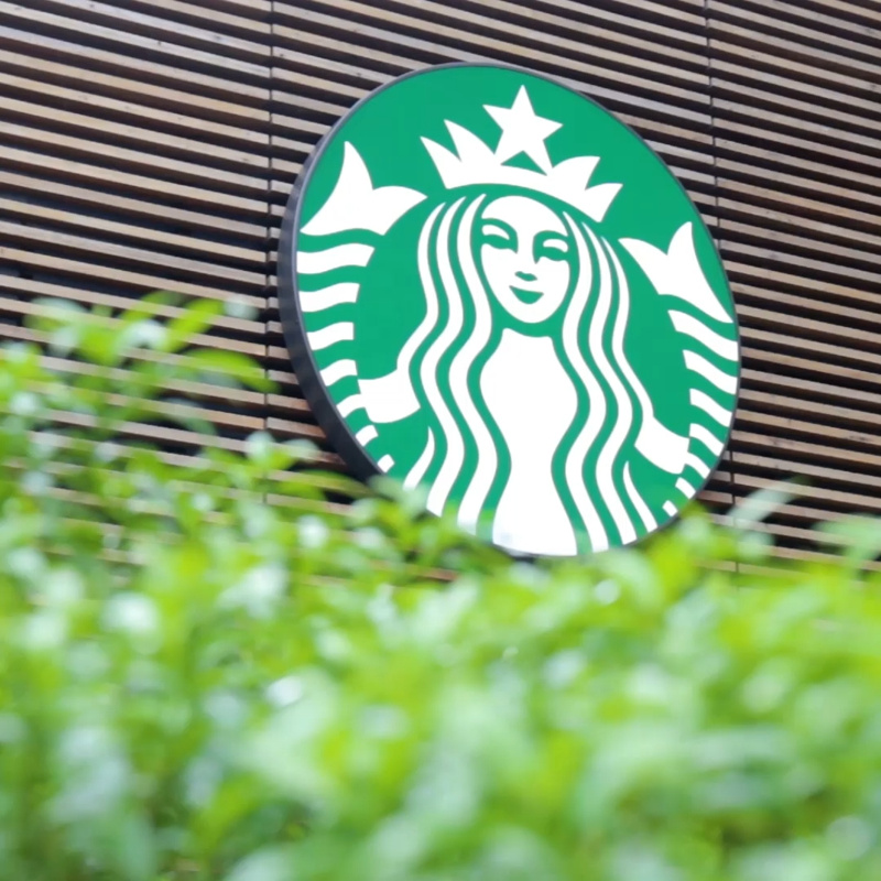 Starbucks Coffee - Bà Triệu