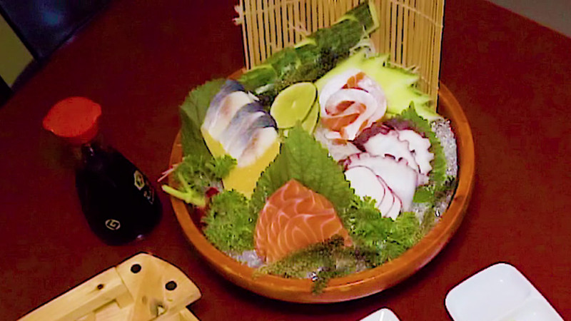 [Ngồi nhà ship nguyên "THUYỀN SUSHI, SASHIMI" hoành tráng về ăn]