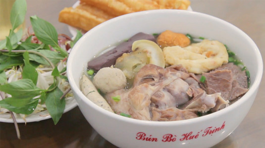 Trịnh - Bún Bò Huế