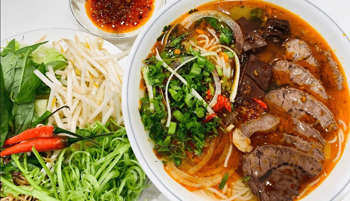 Bún Bò Giò Heo 2 Chị Em - Bún Bò Giò Heo - Bình Giã