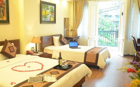 Blue Lotus Hotel - Ấu Triệu