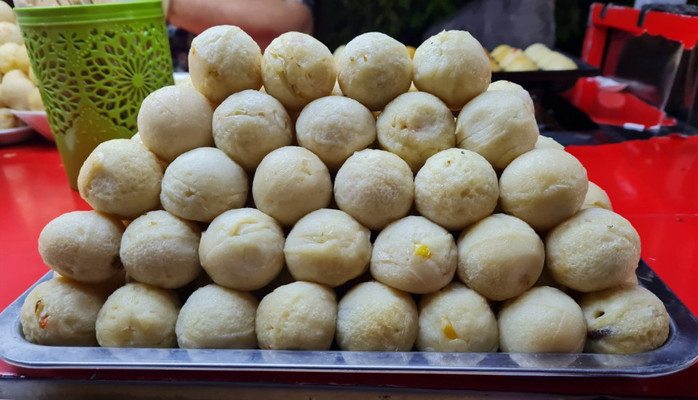 July - Bánh Bạch Tuột