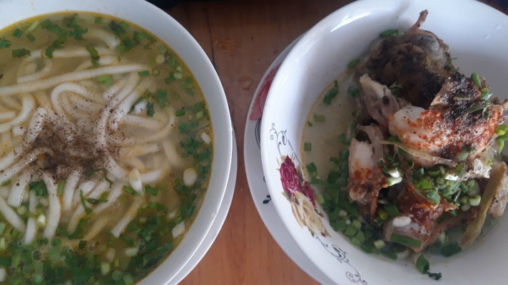 Tư Lửa - Bánh Canh Cá Lóc