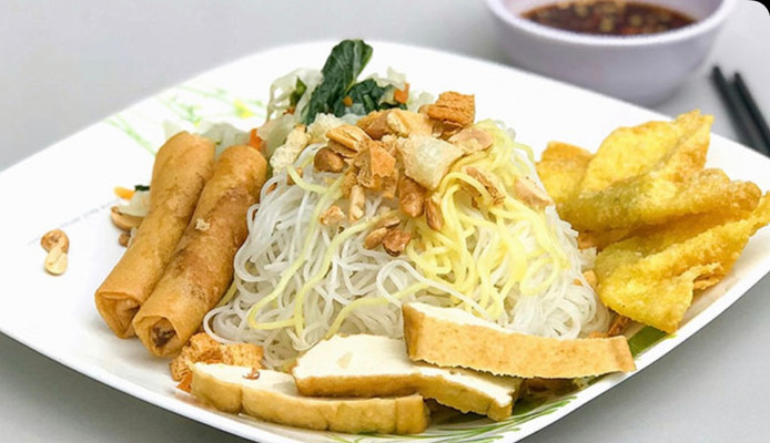 Quán 98 - Bún Xào Chay & Cà Phê - Vạn Kiếp