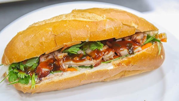 Lò Quay Anh Dũng Phát CN 2 - Bánh Mì Heo Quay & Vịt Quay, Gà Nướng - KDC Thuận Giao