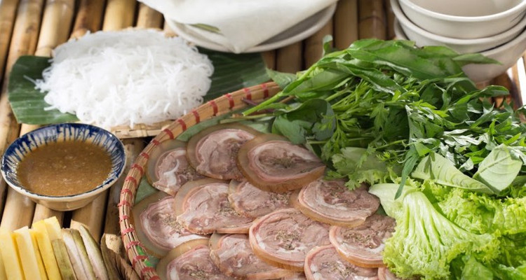 Thịt Luộc Rau Rừng TyTy - Trần Xuân Soạn