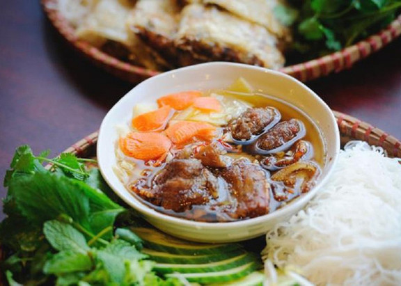 Bún Chả Hà Nội - Quán Bà Lan Thận - Nguyễn Thị Minh Khai