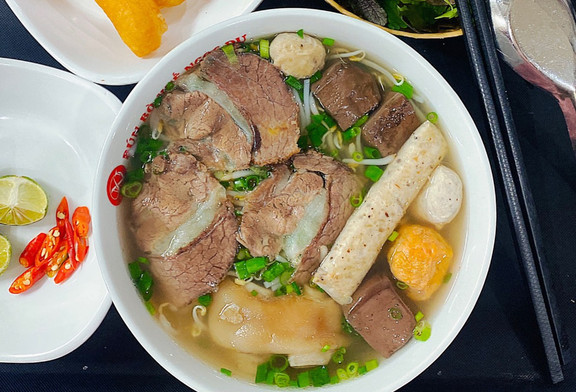 Bún Bò Huế Ngọc Dự - Bà Triệu