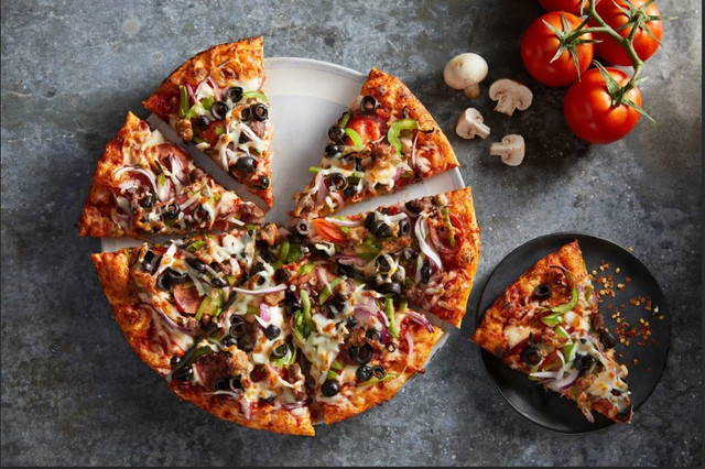 PIZZA G - Pizza Hải Sản Thượng Hạng & Pizza Bò Bulgogi - Đặng Thùy Trâm