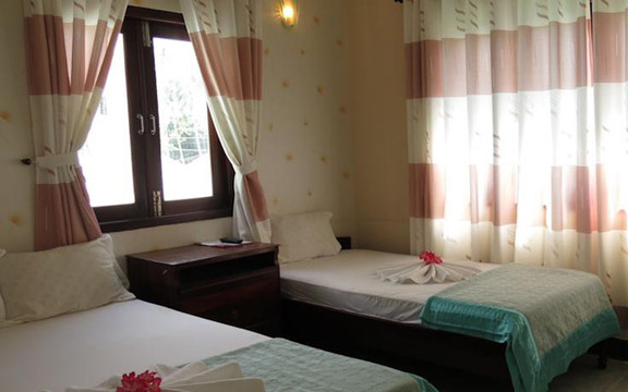 Song Hương Hotel - Nguyễn Đình Chiểu