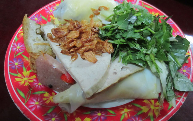 Bánh Cuốn Nóng