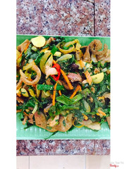 Món lòng dê xào đắng