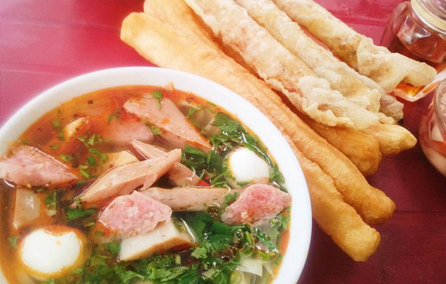 Bánh Canh Quí Nữ