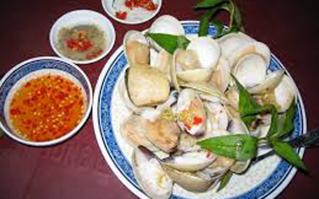 Át Chuồn 