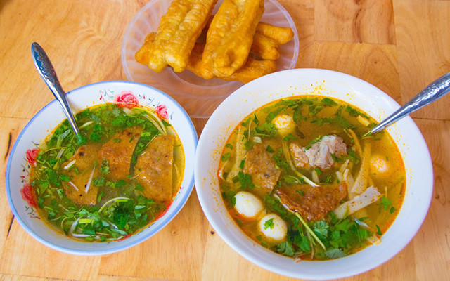 Bánh Canh Bà Bé Chợ Cồn - 263 Nguyễn Văn Linh