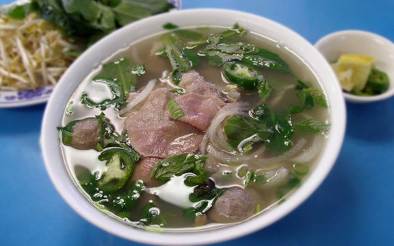 Phú - Bánh Canh, Hủ Tiếu & Bún Riêu