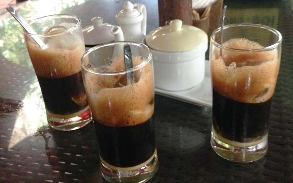 Cafe & Cơm Văn phòng - Đặng Thùy Trâm