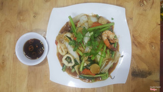 Hủ tíu hải sản 