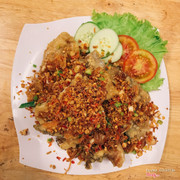 Vây cá hồi rang muối 