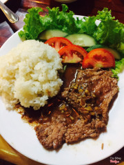 Xôi nếp cái hoa vàng & bít tết