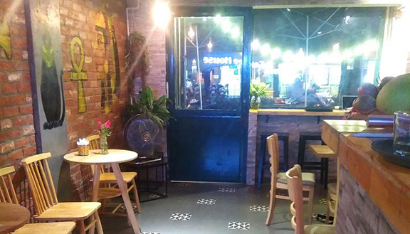 Coffee House - Trần Huy Liệu