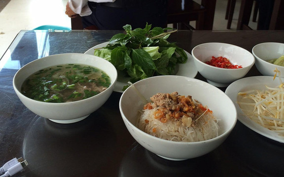 Phở Hồng - Phở Khô Gia Lai