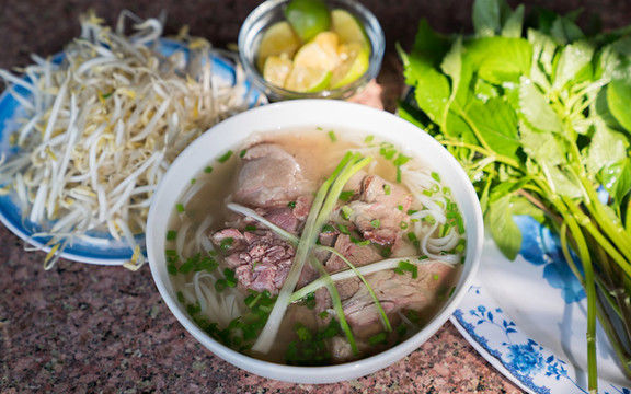 Phở Anh - Trần Đình Xu