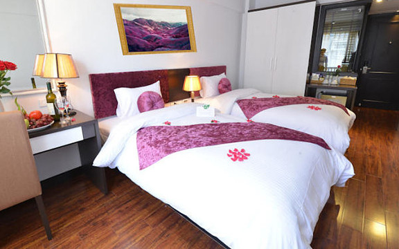 Golden Sun Suites Hotel - Hàng Quạt