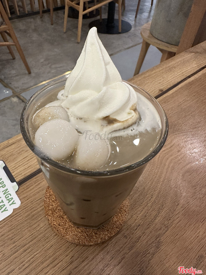 Iced Houjicha Float