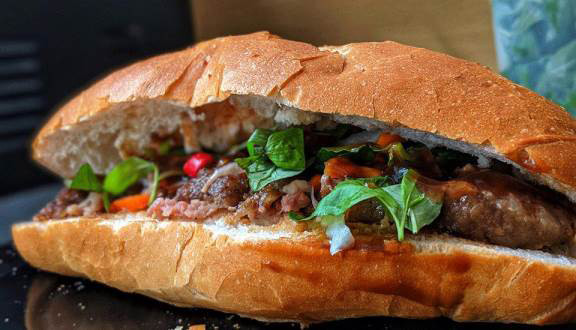 BÁNH MÌ UMI - CS1 Số 6 Rạp Hát