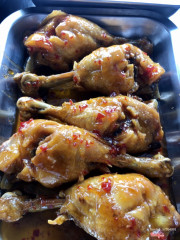 Đùi gà chiên nước mắm