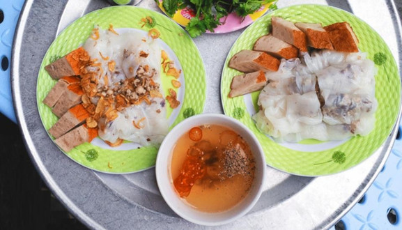 Cô Thủy - Bánh Cuốn Gia Truyền