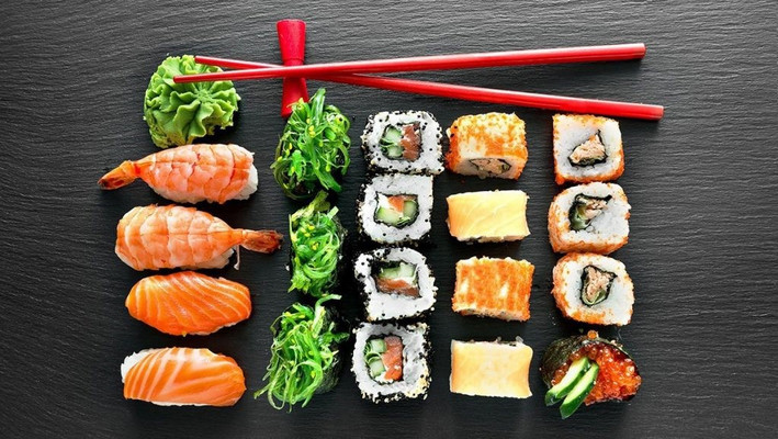 Quán Hira Sushi - Thích Quảng Đức