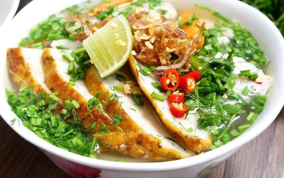 Bánh Canh Dung - 15 Trần Hưng Đạo